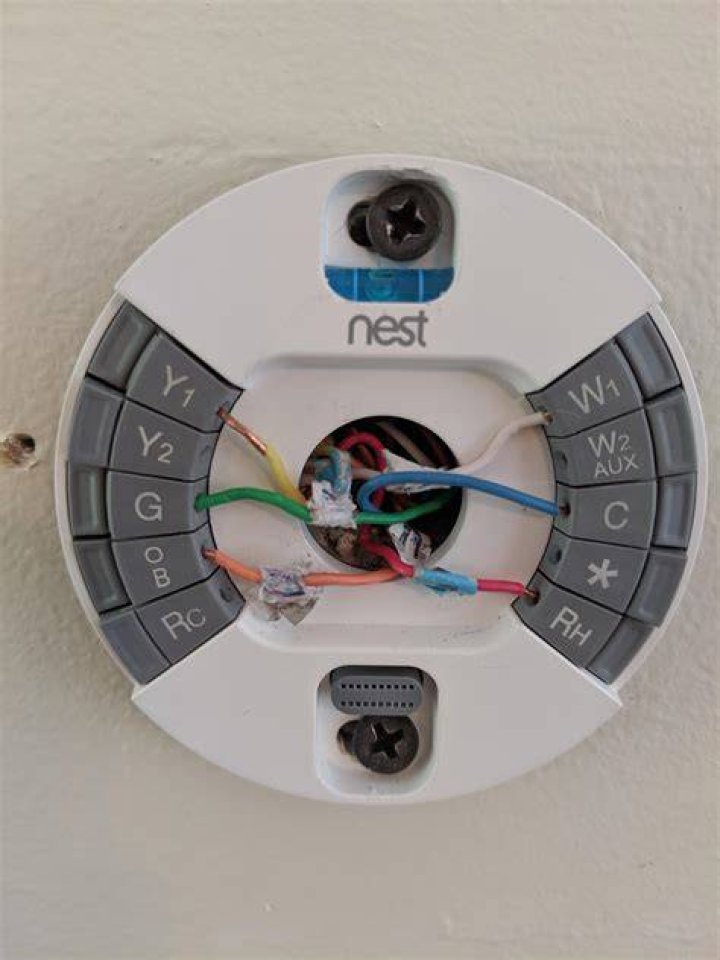 Where does Y1 wire go